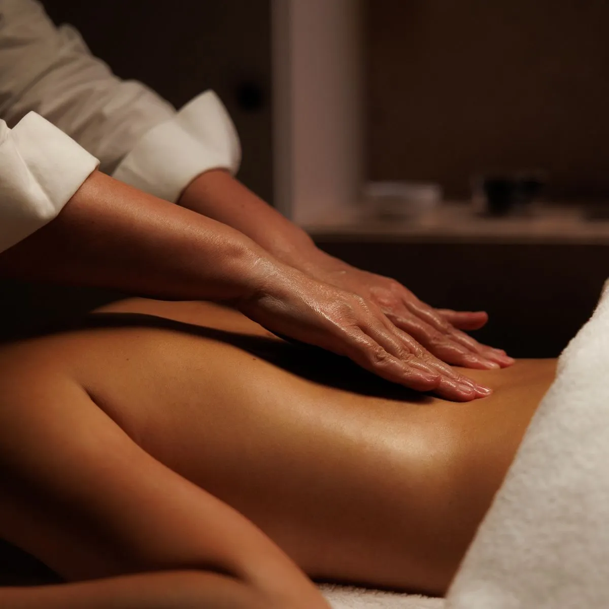 Massage at Kya Beauty, Wootton
